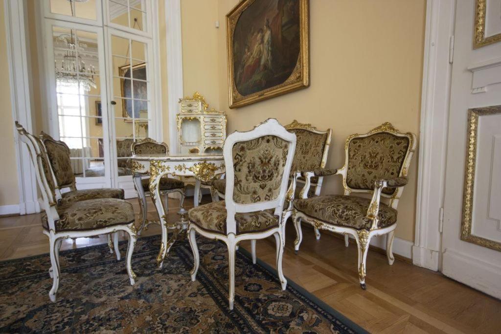 Hotel Butikowy Palac Jablonna Extérieur photo