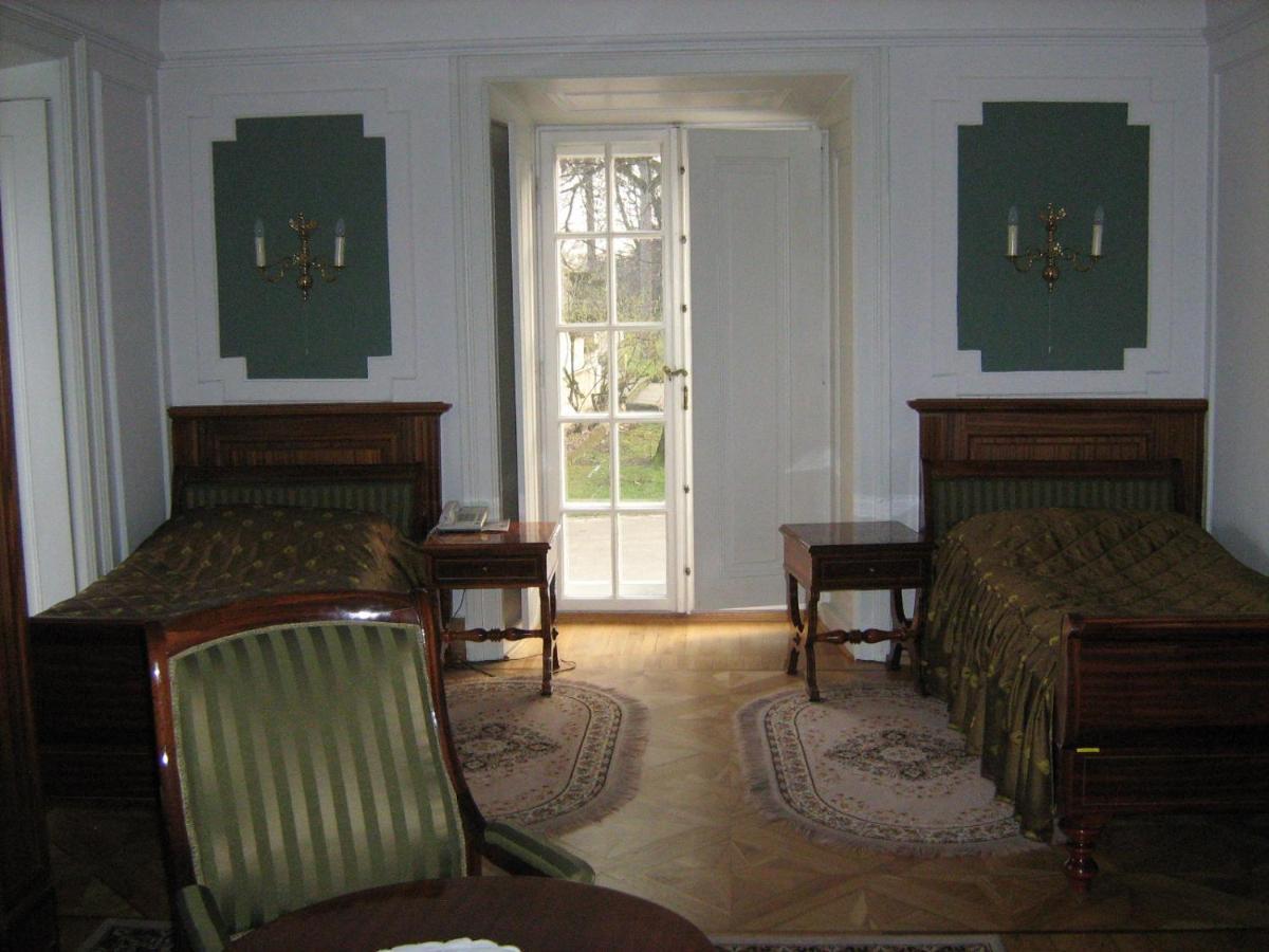 Hotel Butikowy Palac Jablonna Extérieur photo